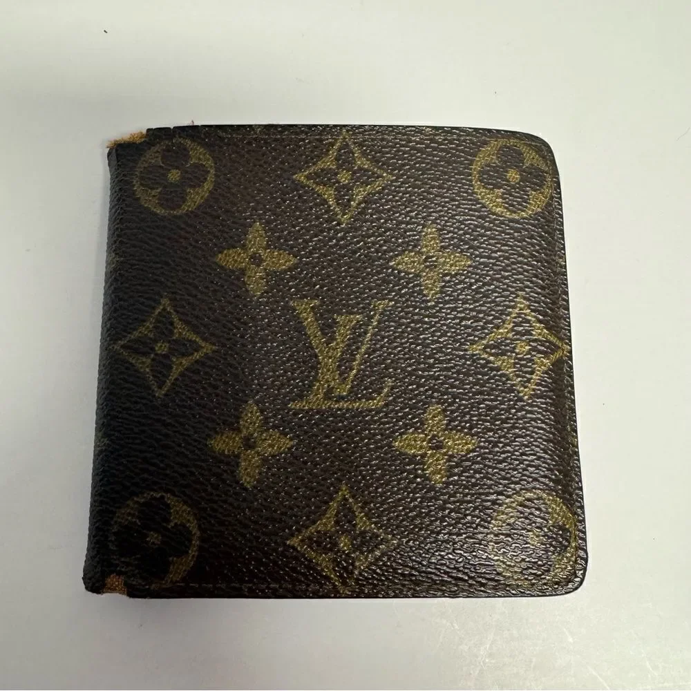LV Louis Vuitton Monogram Bi-Fold Portefeuille Marco Men’s Wallet CA1903